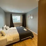 Platinum House - Centrally Located With Facilities *