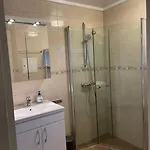 Semesterbostad Platinum House - Centrally Located With Facilities *